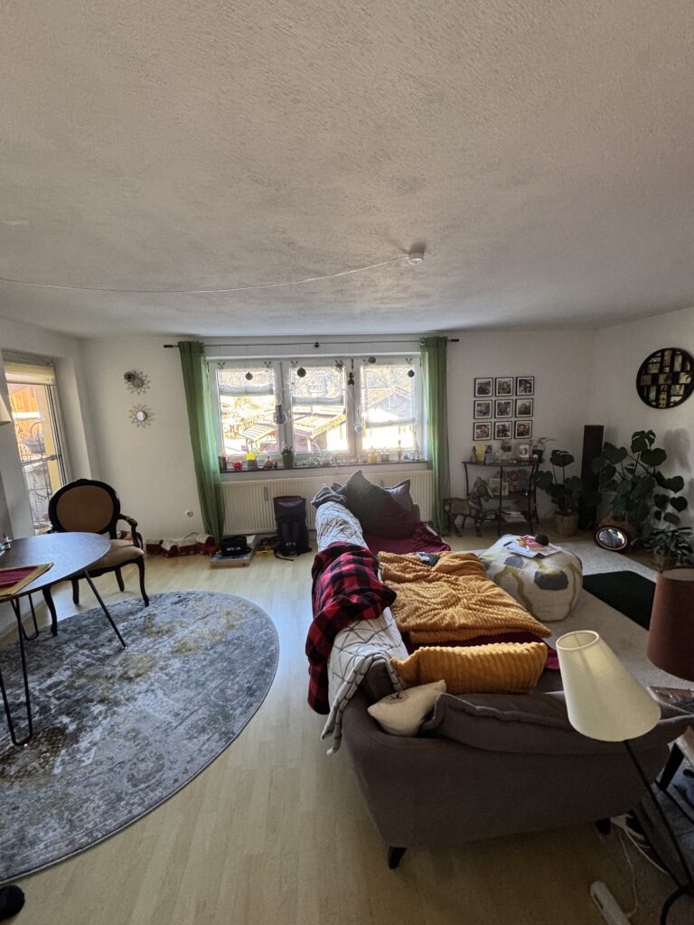 Geräumige 3 Zimmer Wohnung in Miesbach mit direktem Blick auf den Schlierach Bach